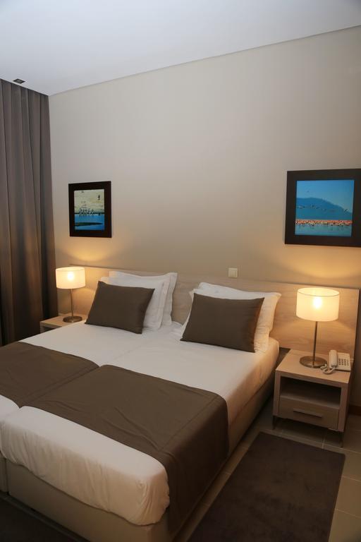 Fly Hotel Luanda Exteriör bild